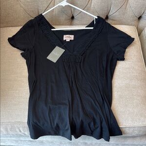 Deletta Black Ruffle V-Neck Blouse